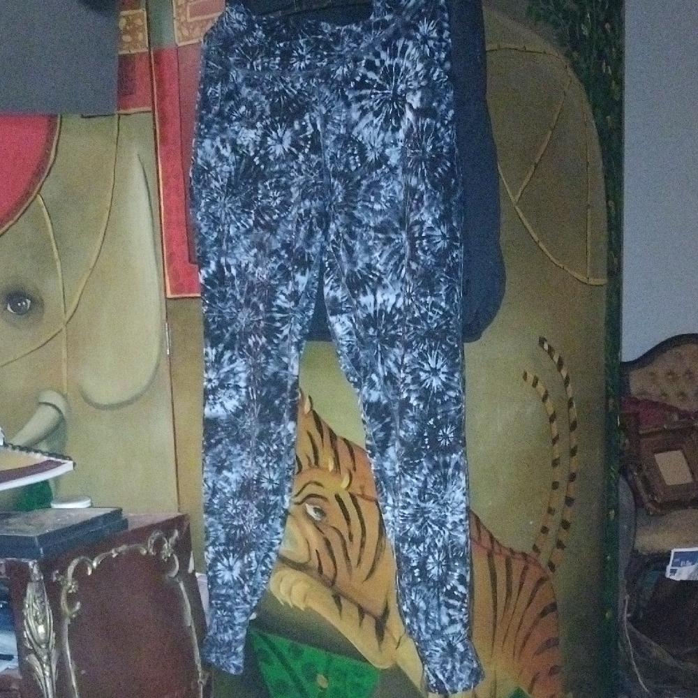 Women's Black and Gray Tie Dye Workout Pants W/ Black Top